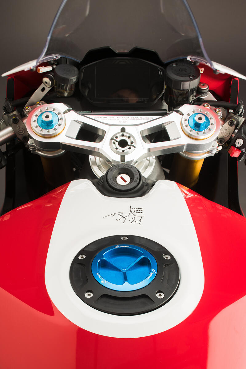 Replacement Fuel Cap (Spin Locking) Cobalto