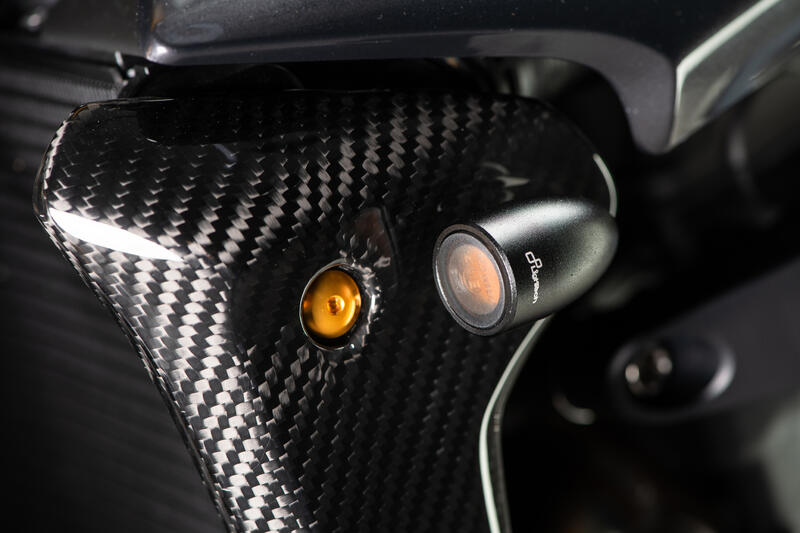 Frecce ( Coppia Indicatori Di Direzione Omologati E8) Nero