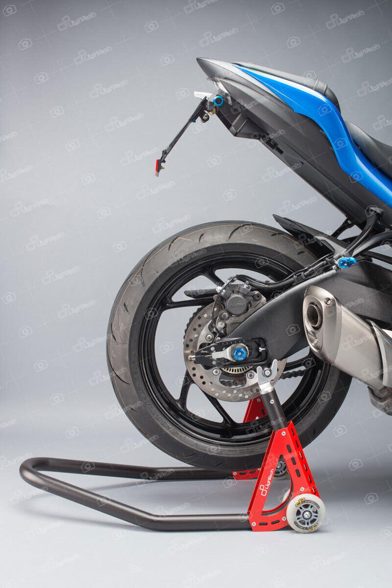 Kit Portatarga Regolabile per Suzuki NeroB3
