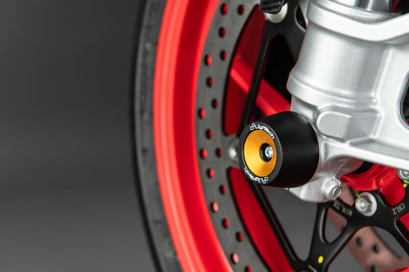 Wheel Axle Sliders Kit for Aprilia Oro
